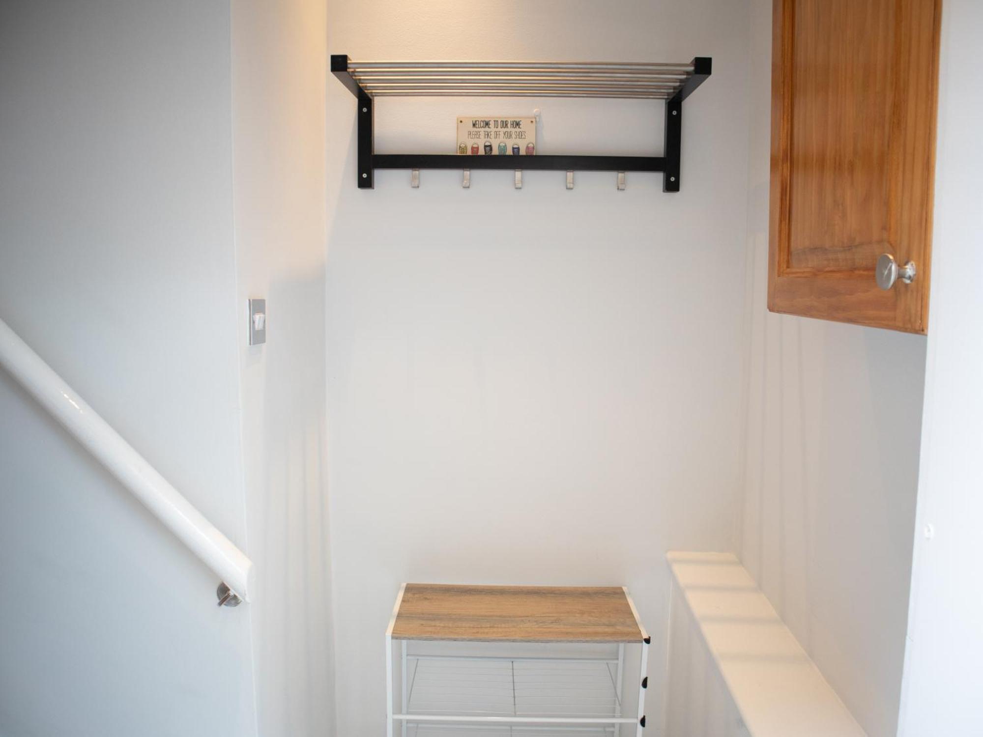Bright Private Terrace - Free Private Parking - Tv - Wifi - Netflix Apartment Croydon Ngoại thất bức ảnh
