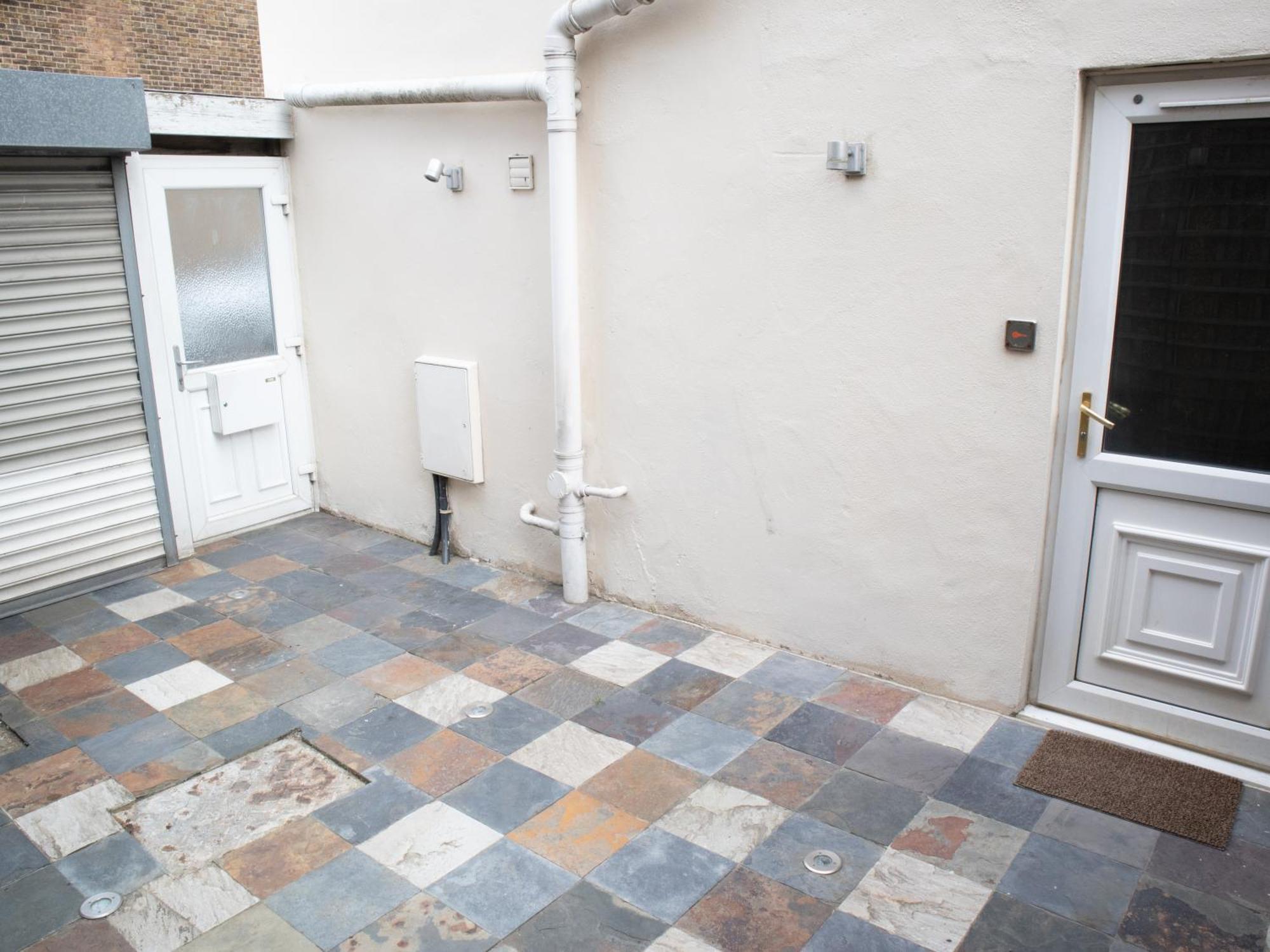 Bright Private Terrace - Free Private Parking - Tv - Wifi - Netflix Apartment Croydon Ngoại thất bức ảnh