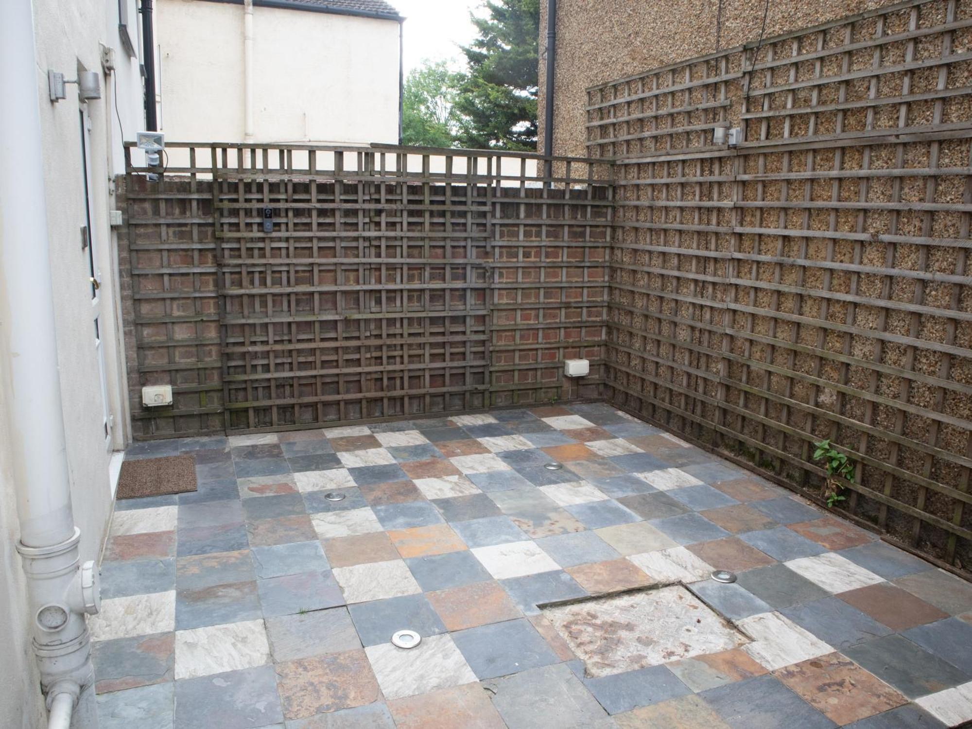 Bright Private Terrace - Free Private Parking - Tv - Wifi - Netflix Apartment Croydon Ngoại thất bức ảnh